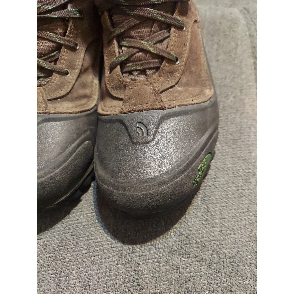 The North Face Heat Seeker 200g Insulated Waterproof Snow Mens Size 9 Boots Hike
